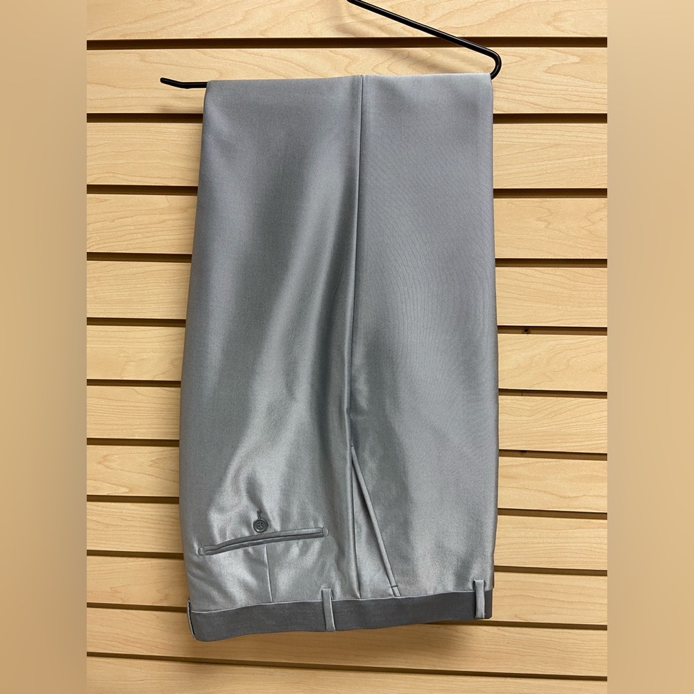 NEW RENOIR MEN FASHIONABLE DRESS PANTS SIZE 38 UNCUT SILVER COLOR